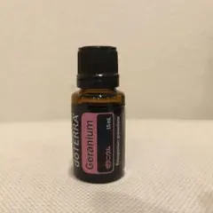 doTERRA Geraniumゼラニウム エッセンシャルオイル 15 - メルカリ