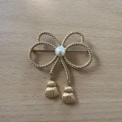 ヴィンテージ ・ブローチ・タッセル・ゴールド・リボン・花・パール・大きめブローチ