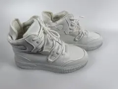 ホワイト ハイカットスニーカー 合成皮革