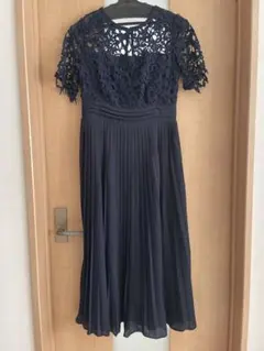 パーティドレス　プリーツワンピース　フォーマルドレス　レース袖