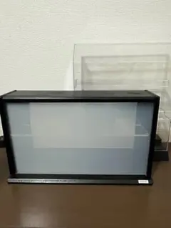 透明アクリルフィギュアケース　2個セット