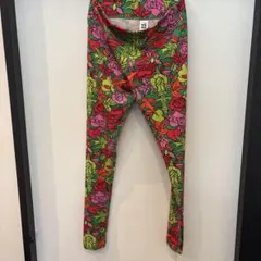 ZUMBA WEAR カラフル花柄レギンス