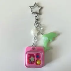 ハンドメイド　レジンキーホルダー　パッケージチャーム　シャカシャカ