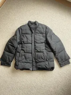 黒 ダウンジャケット スタンドカラー