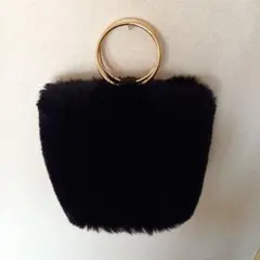 15日まで価格【美品】ファーバッグ 黒 ブラック　ハンドバッグ　ショルダーバッグ