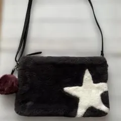 ニコアンド niko and...ショルダーバッグ　未使用フェイクファー スター