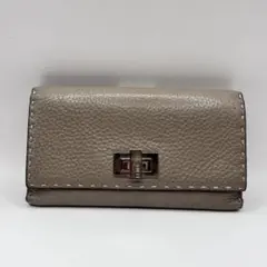 FENDI 財布　ピーカブー　セレリア