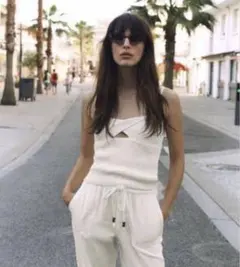 ZARA リブ編みホワイトキャミソールのサムネイル