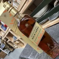 Johnnie Walker Gold Label Reserve 1リットルのサムネイル