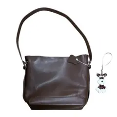 Item thumbnail for item a5e210b4-7ce8-4d31-bafa-3c58fe15bf1a