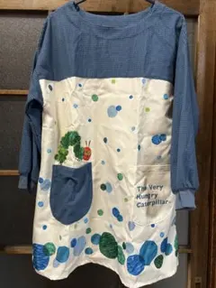 はらぺこあおむし エプロン