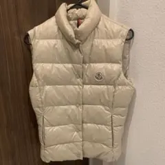 MONCLER / LIANE ダウンベスト 00 ホワイト レディース - メルカリ
