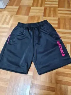 DESCENTE ショートパンツ 黒 サイズL