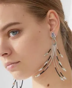 TOGA PULLA トーガプルラ ビーズイヤリング