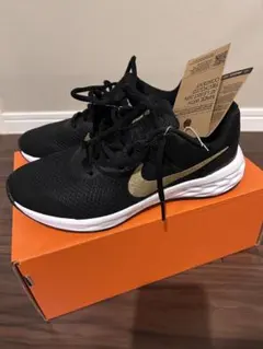 Nike スニーカー レボリューション6 23.5
