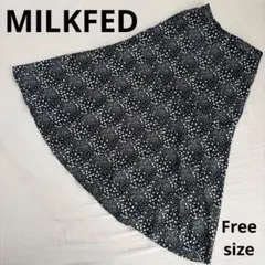 MILKFED 花柄 ロングスカート フレア 黒 小花柄 Free 裏地付きのサムネイル