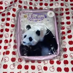 アドベンチャーワールド 楓浜　3歳誕生日　カラビナ付きミニポーチのサムネイル