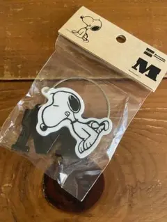 スヌーピーミュージアム イニシャルキーホルダー M