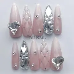 ぷっくりキルティングネイル　ベイビーブーマー　埋め尽くしギャルネイル　ワンホン