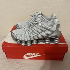 2025年最新】NiKe shox tl metallic silverの人気アイテム - メルカリ