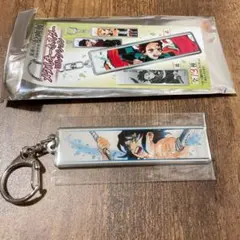 鬼滅の刃 峠呼世晴 原画展 限定 メタルキーホルダー 嘴平伊之助
