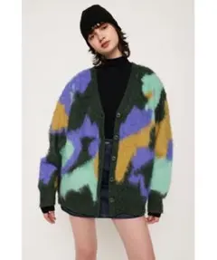 SLY BLURRED COLOR C/D