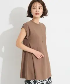 《新品》green parks ノースリーブフレアニットプルオーバーのサムネイル