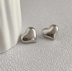 ナツ様専用⭐︎ぷっくりハートピアス シルバー 韓国風 高見え トレンド かわいい
