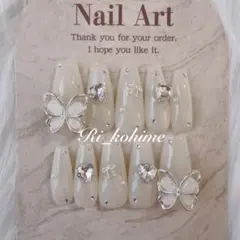 オフホワイトアイボリー白フレンチガーリー蝶バタフライワンホン韓国スナ系メンカラ