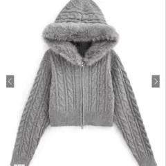 三上悠亜 ファーフードダブルジップケーブルニットカーディガン [gf90]