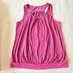 ピンク クロスバック タンクトップ　ヨガウエア
