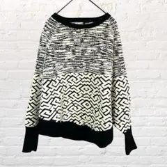 11341 アヴェロン ドルマンスリーブニット セーター 黒幾何学模様 XS古着