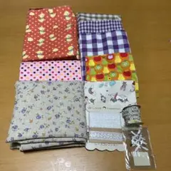 はぎれセット（サイズや柄はいろいろ）