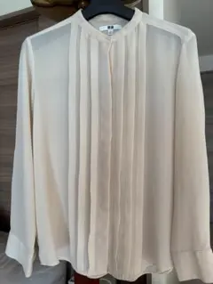 UNIQLO クリーム色 長袖シャツ