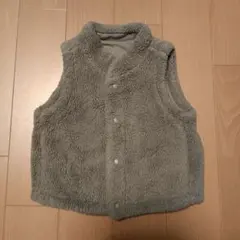 美品ユニクロベビーボアベスト サイズ90♡リバーシブル