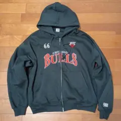 NBA シカゴ・ブルズ ジップパーカー 黒 M
