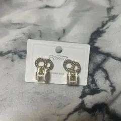 2点セット Hロゴ CDロゴ ピアス両耳 ‎