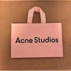 『新品』Acne アクネ　定番ロゴT プレゼント包装＋ショッパー Acne Studios】人気！ロゴ タオル ショッパーバッグ (Acne