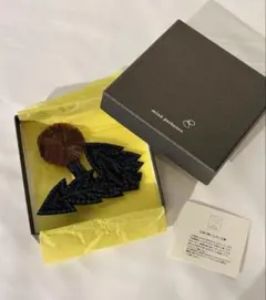 mina perhonen tanpopoブローチ　正規品のサムネイル