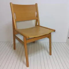 関家具　フィーカダイニングチェアのサムネイル
