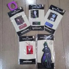 ツイステ　アクリルスタンドチャーム　セット