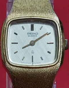 ヴィンテージ　SEIKO セイコー クォーツ 時計 稼働品　2320-5260