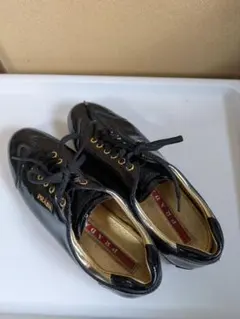PRADA ブラックレザー スニーカー