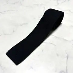 未使用級美品　ザスーツカンパニー　ネクタイ　ニットタイ　ウールタイ　ブラック　黒のサムネイル