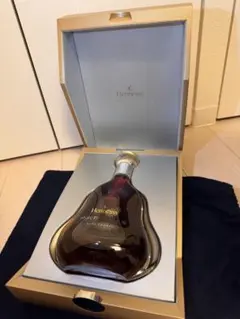 p*f様 希少 ヘネシー コニャック エクストラ 700ml 旧クリアボトル p*f様 希少 ヘネシー コニャック エクストラ 700ml 旧クリアボトル