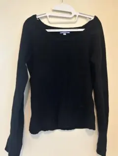 Burberry ブラックニット 長袖