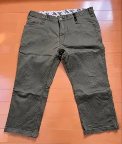 BEN DAVISクロップドパンツ カーキ