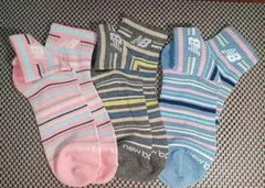 ニューバランス③⑦　23−25cm　レディース ストライプソックス