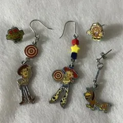 【可愛い】トイストーリー　ピアス　５個のサムネイル