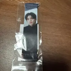 txt フラッグスビンACT:TOMORROW